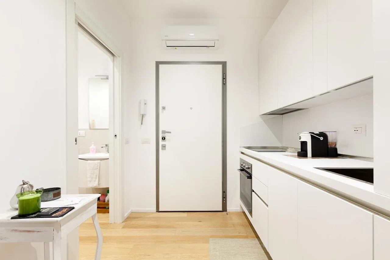 Apartment Fashion And Modern Home Fashion Area Milan