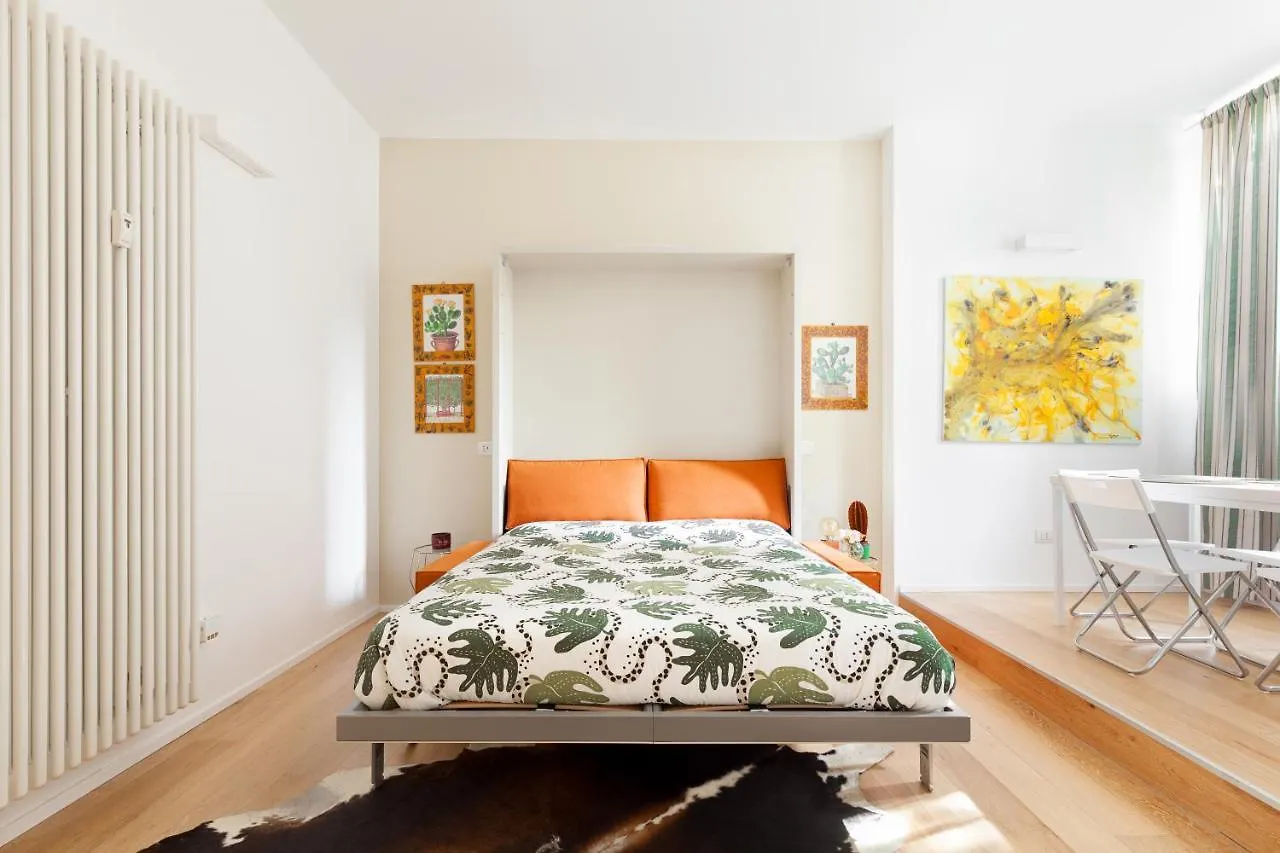 Fashion And Modern Home Fashion Area Milan Apartment